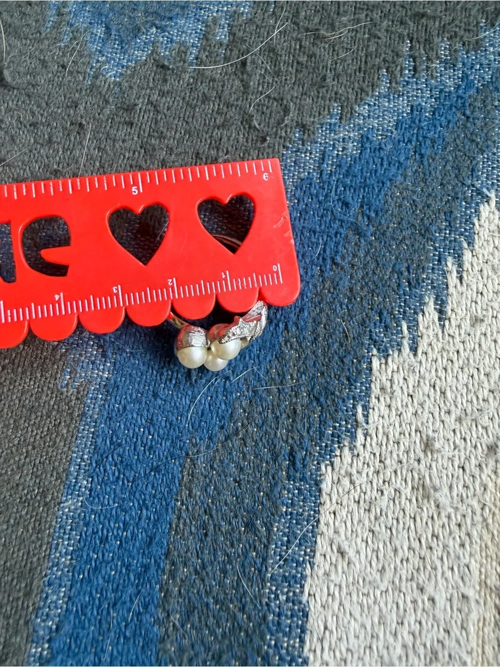 Avon Silver Ring with Three Cream Pearls